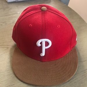 New Era Phillies Fitted Cap 7 3/8. Brand New.
